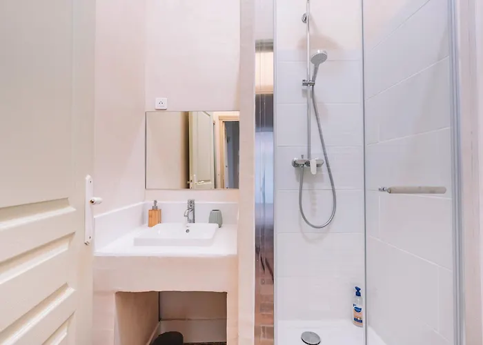 Un Joyau Occitan Lägenhet Nîmes