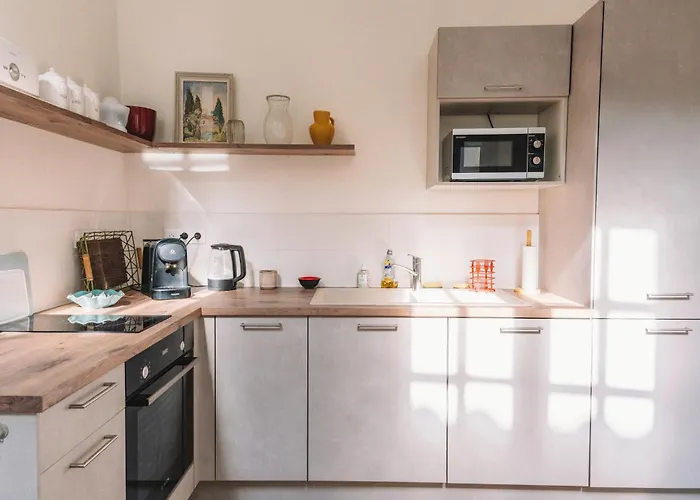 Un Joyau Occitan * Ним